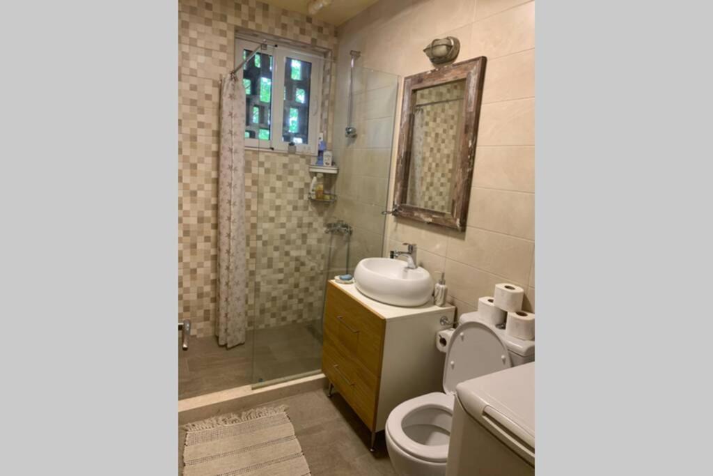 Cute, Spacious Apt In The Heart Of The Old Town 포드고리차 외부 사진